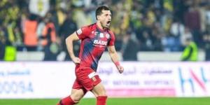 مساعد فيريرا يمنع طارق حامد من العودة للزمالك