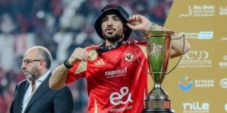 هل ينجح الأهلي في إفساد مُخطط الزمالك وبيراميدز لضم حمزة علاء؟