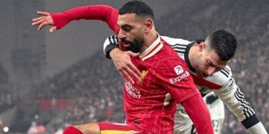 حصار محمد صلاح فى شوط أول سلبى بين ليفربول ضد مان يونايتد.. فيديو