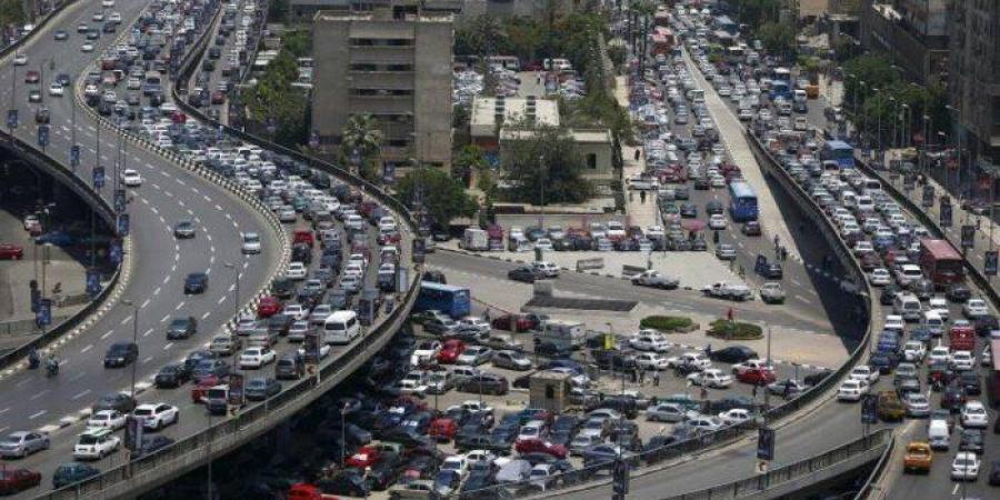 قبل ما تتحرك من بيتك.. كثافات متحركة على أغلب طرق وميادين القاهرة والجيزة