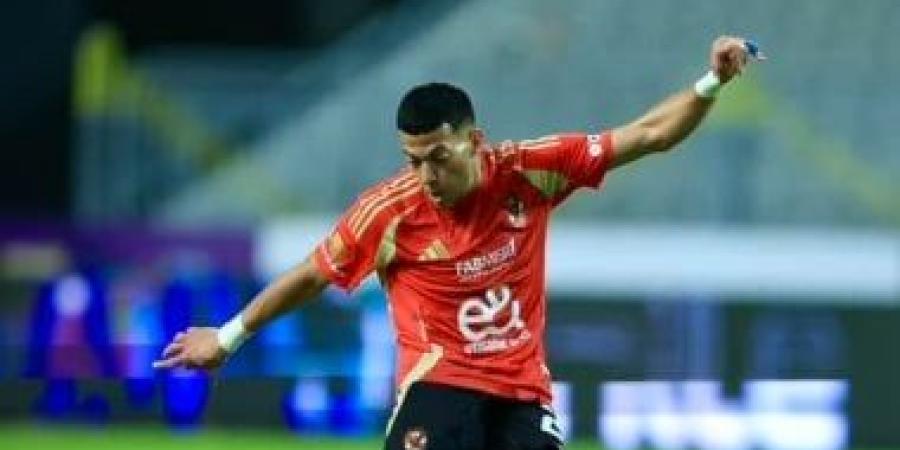 إمام عاشور يهدد مرمى محمد عواد بتصويبة صاروخية والعارضة تنقذ الزمالك