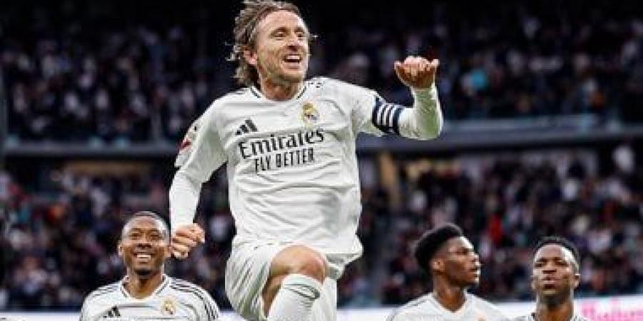 5 لاعبين من ريال مدريد مهددون بالإيقاف أمام أتلتيكو فى إياب أبطال أوروبا