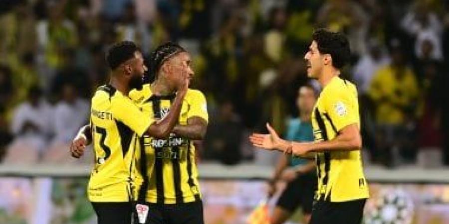 اتحاد جدة يفقد 5 لاعبين أمام القادسية فى الدورى السعودى